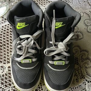 Nike Air Prestige 111 leather dark gray high tops☑️